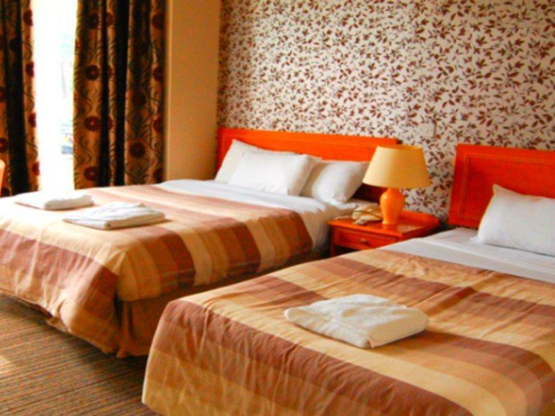 The Croham Hotel Борнмът Екстериор снимка